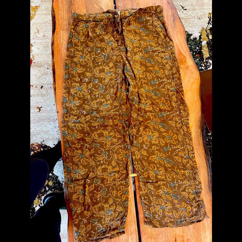 Gap pants